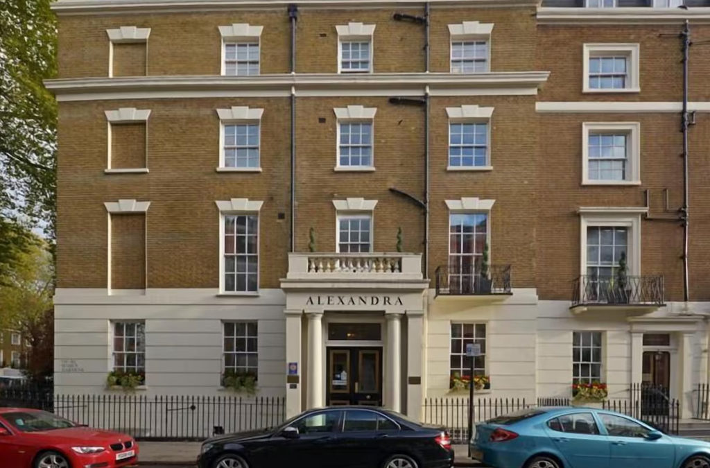 Alexandra Hotel