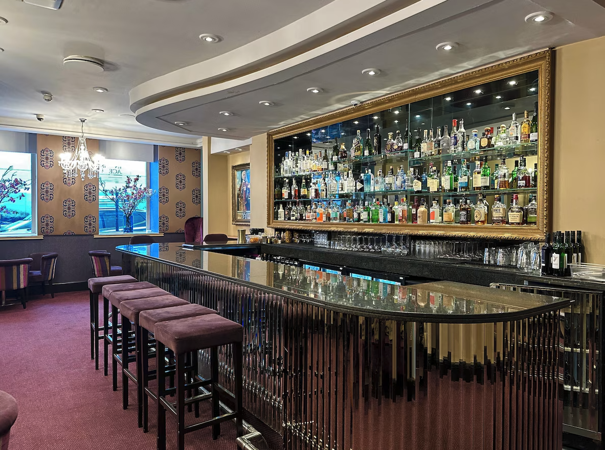 Strand Palace bar